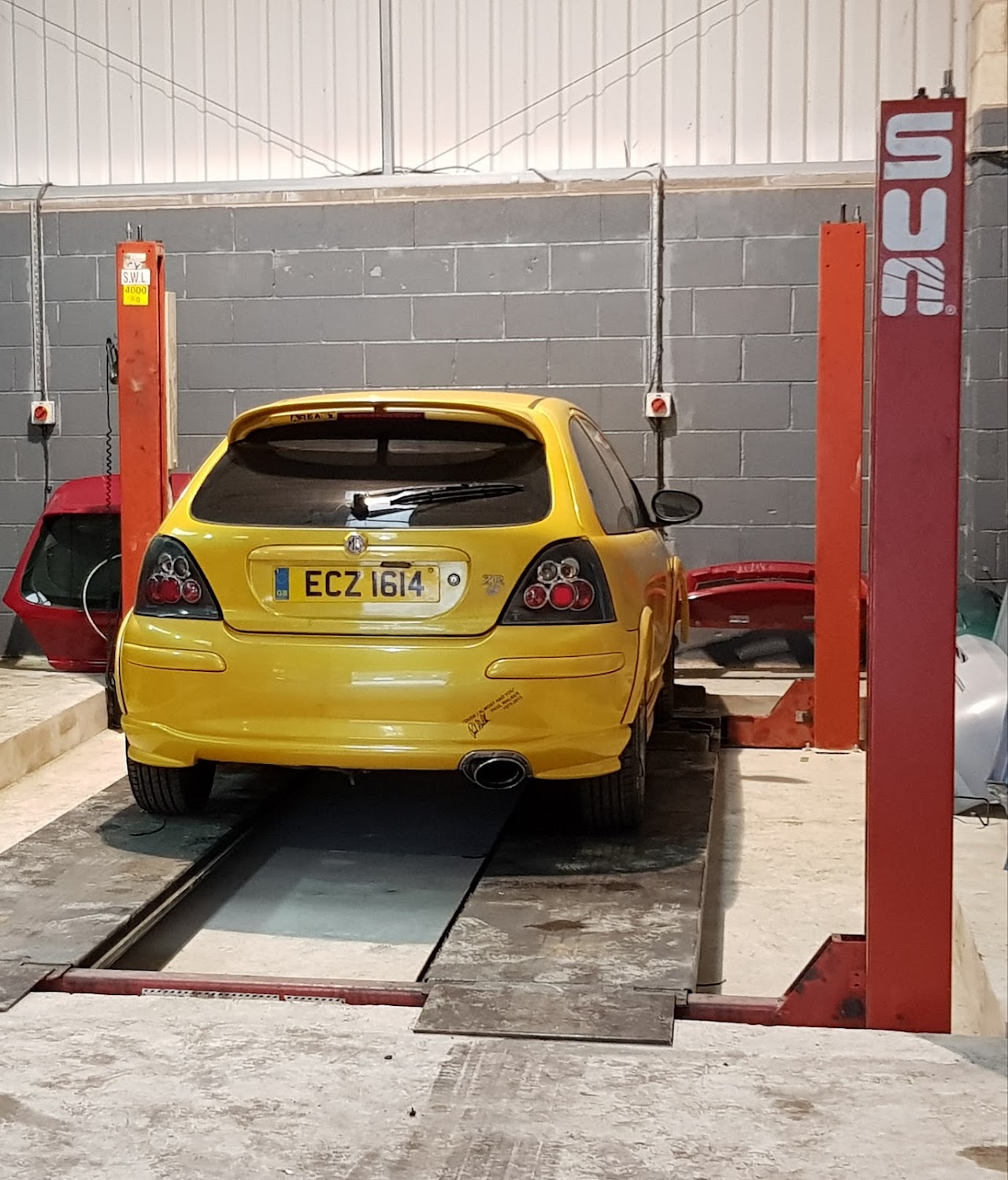 MG-Rover Mobile Mechanics — photo