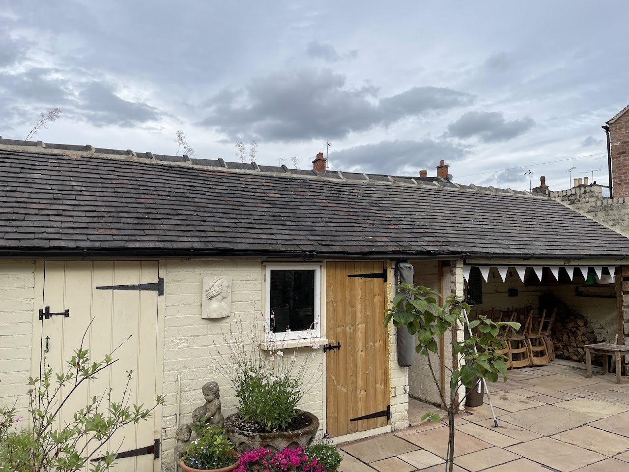 The Diamond Roofing and Building